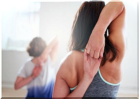 Combined stretching shoulder pain