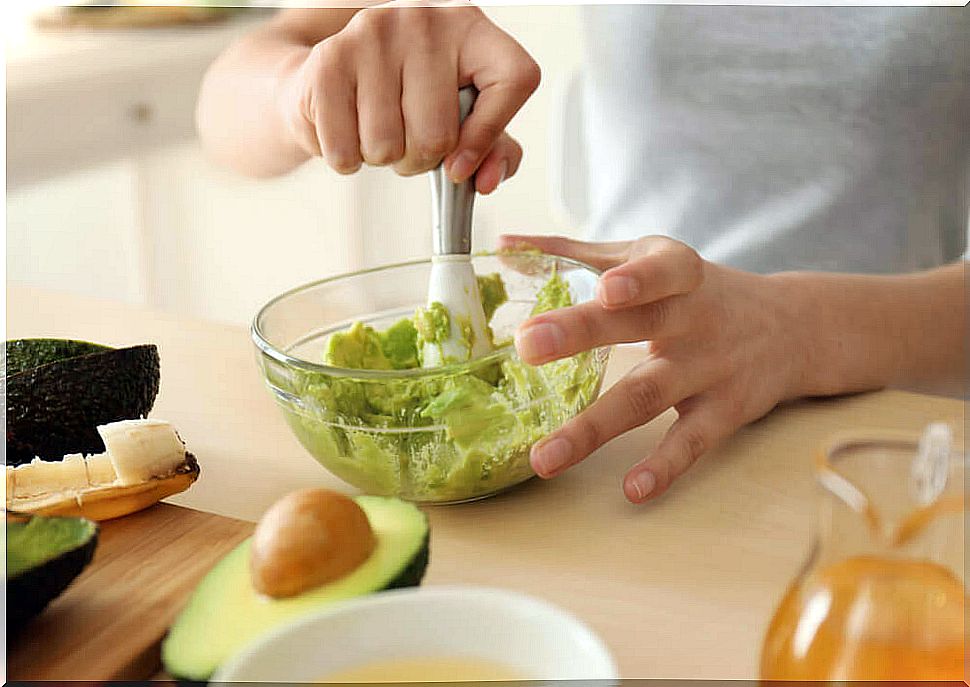 Banana and avocado mask