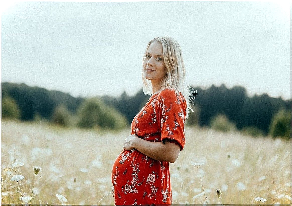 Woman feeling emotions during pregnancy.