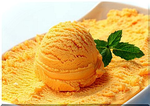 Lemon ice cream