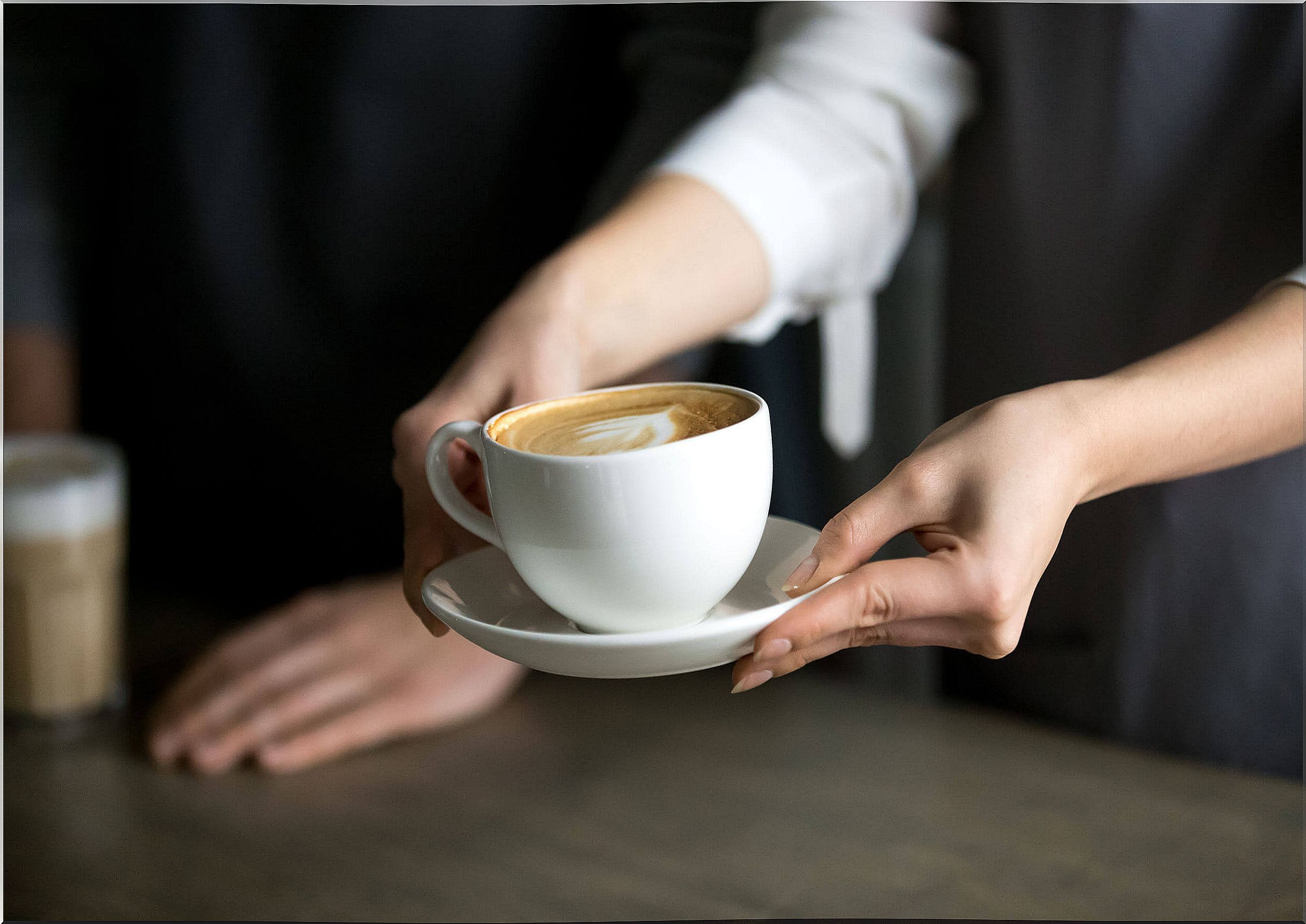 Migraine can appear when coffee consumption changes.