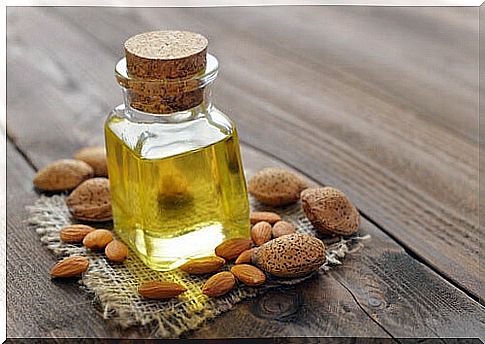 Almonds oil