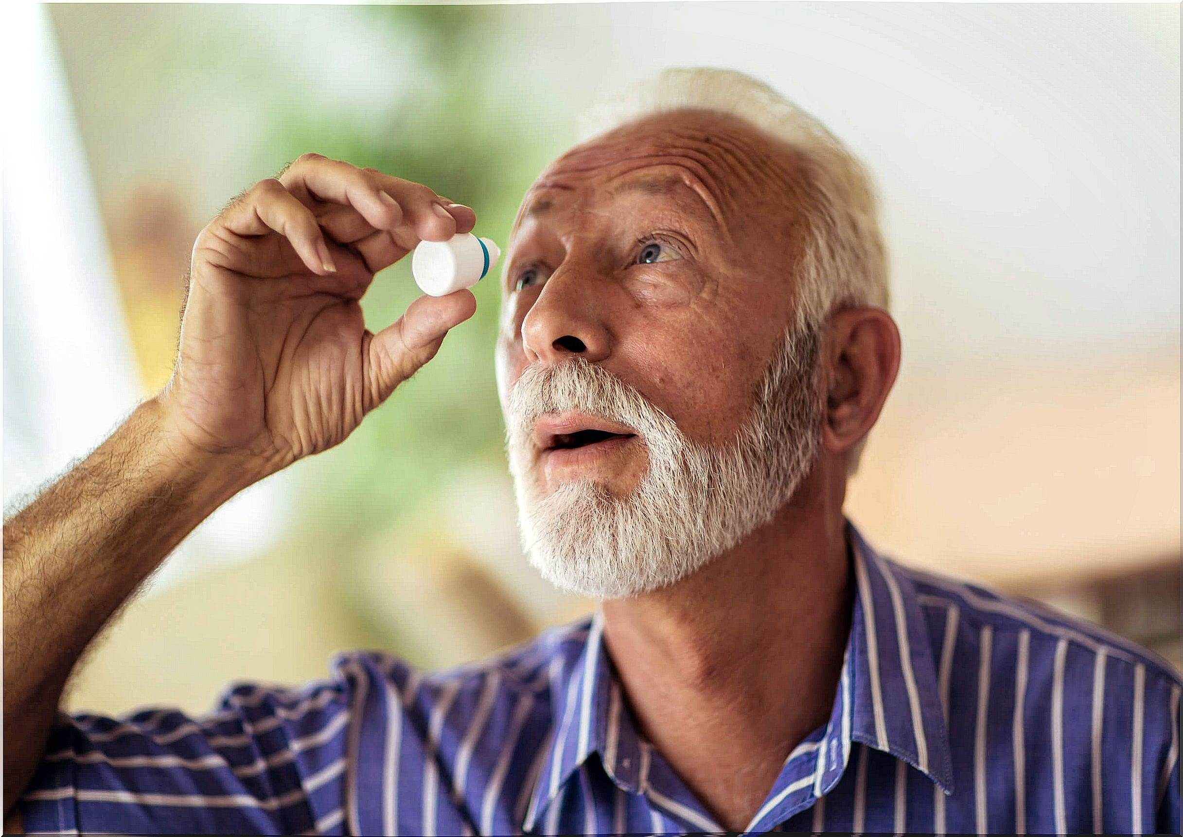 Strawberries prevent some eye diseases.