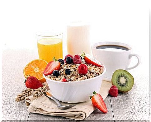 Why is it important to eat breakfast?